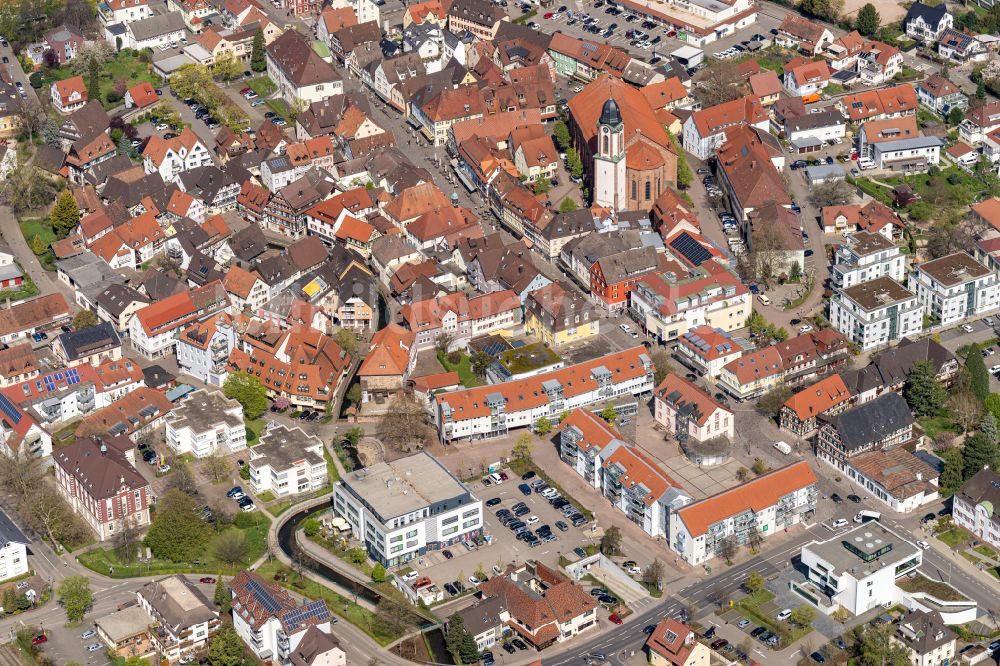 Luftaufnahme Oberkirch - Stadtansicht vom Innenstadtbereich in Oberkirch im Bundesland Baden-Württemberg, Deutschland