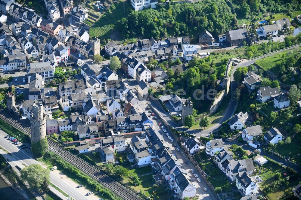 Oberwesel von oben - Stadtansicht vom Innenstadtbereich in Oberwesel im Bundesland Rheinland-Pfalz, Deutschland