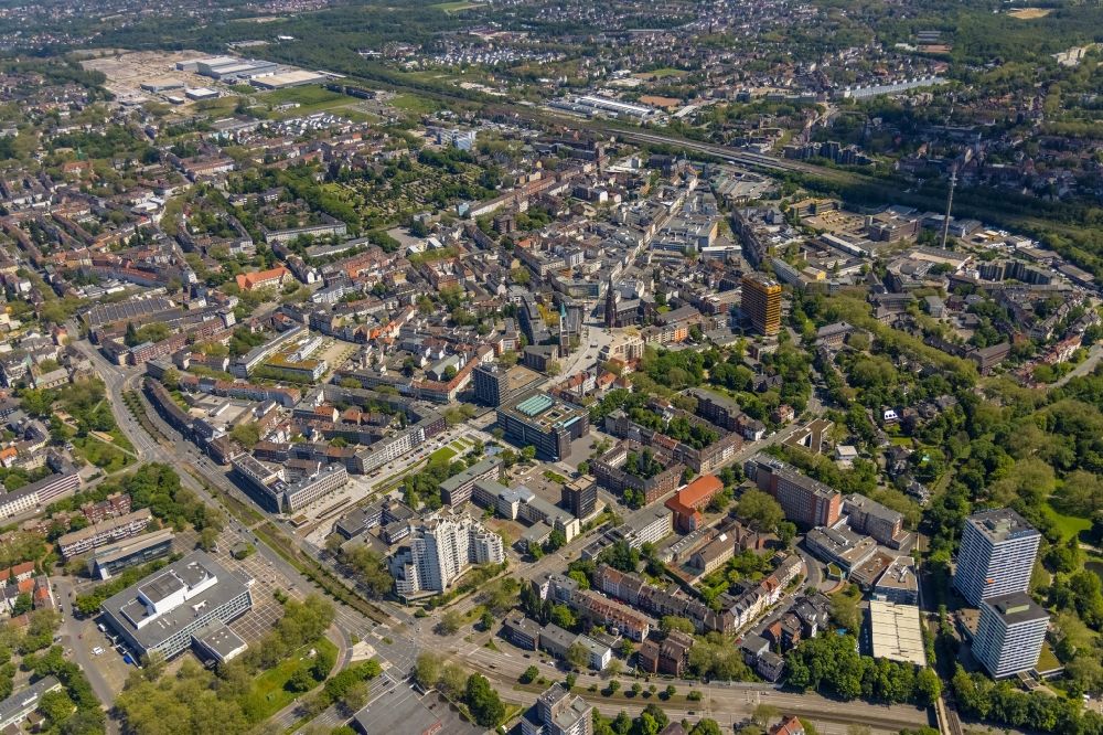 Gelsenkirchen von oben - Stadtansicht vom Innenstadtbereich im Ortsteil Altstadt in Gelsenkirchen im Bundesland Nordrhein-Westfalen, Deutschland