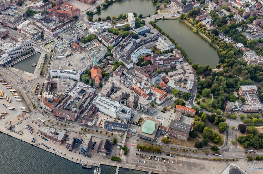 Kiel von oben - Stadtansicht vom Innenstadtbereich im Ortsteil Altstadt in Kiel im Bundesland Schleswig-Holstein, Deutschland