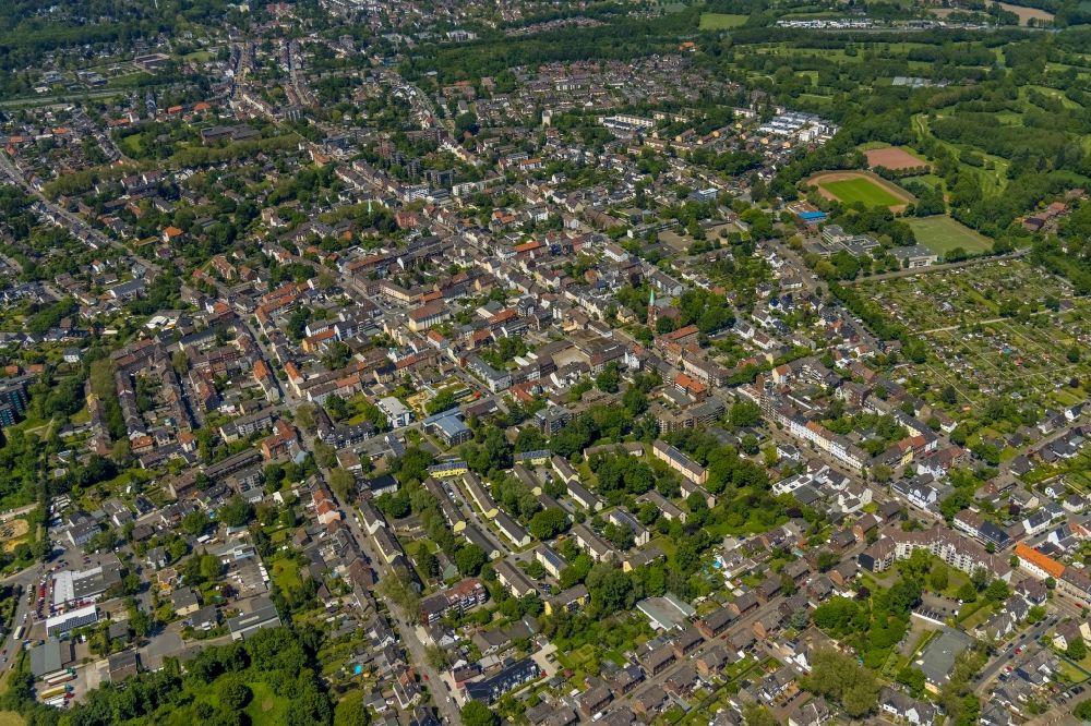 Luftbild Gelsenkirchen - Stadtansicht vom Innenstadtbereich im Ortsteil Erle in Gelsenkirchen im Bundesland Nordrhein-Westfalen, Deutschland