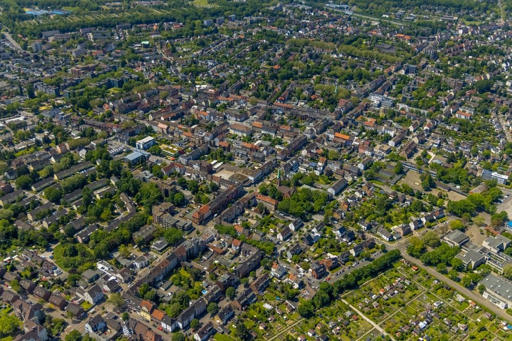 Luftbild Gelsenkirchen - Stadtansicht vom Innenstadtbereich im Ortsteil Erle in Gelsenkirchen im Bundesland Nordrhein-Westfalen, Deutschland