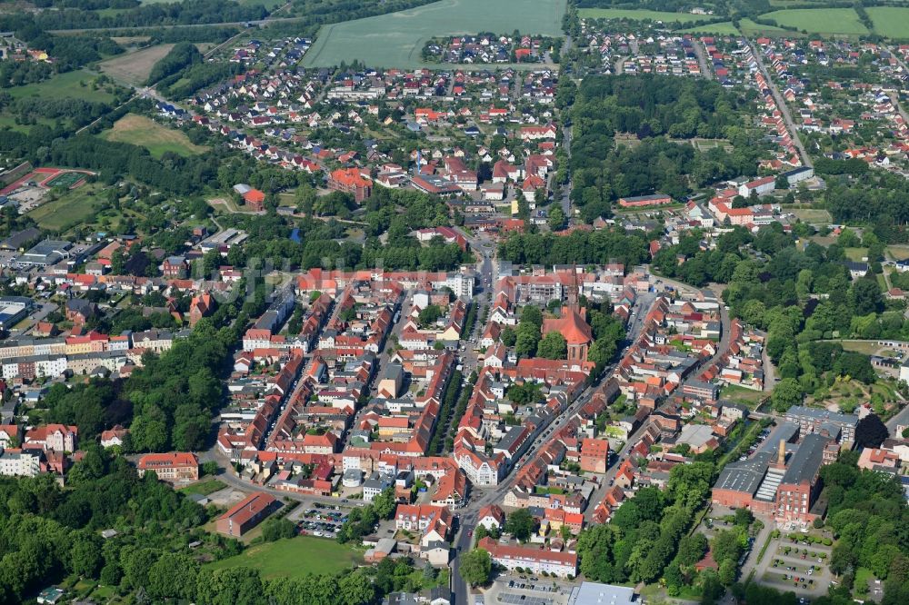 Luftbild Pritzwalk - Stadtansicht vom Innenstadtbereich in Pritzwalk im Bundesland Brandenburg, Deutschland