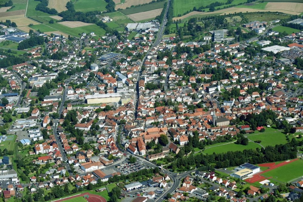 Schlüchtern von oben - Stadtansicht vom Innenstadtbereich in Schlüchtern im Bundesland Hessen, Deutschland