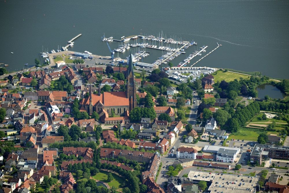 Luftbild Schleswig - Stadtansicht vom Innenstadtbereich in Schleswig im Bundesland Schleswig-Holstein