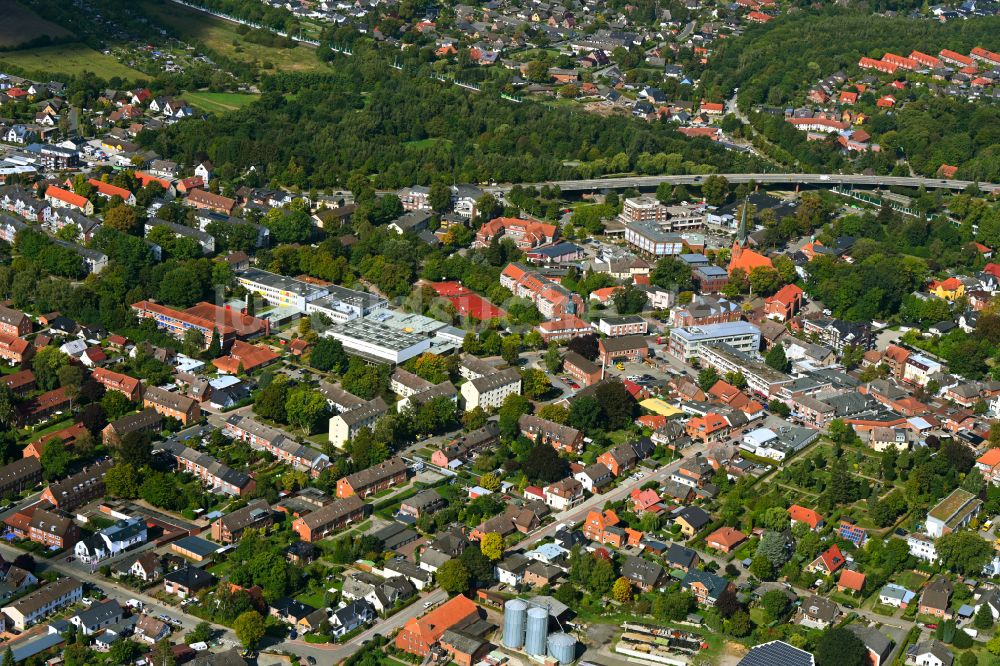 Luftaufnahme Schwarzenbek - Stadtansicht vom Innenstadtbereich in Schwarzenbek im Bundesland Schleswig-Holstein, Deutschland
