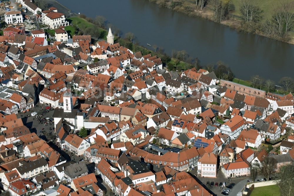 Luftbild Seligenstadt - Stadtansicht vom Innenstadtbereich in Seligenstadt im Bundesland Hessen