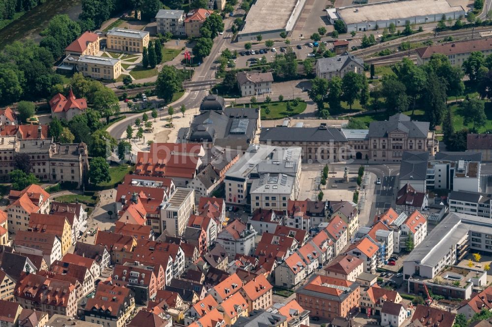 Sigmaringen von oben - Stadtansicht vom Innenstadtbereich in Sigmaringen im Bundesland Baden-Württemberg, Deutschland
