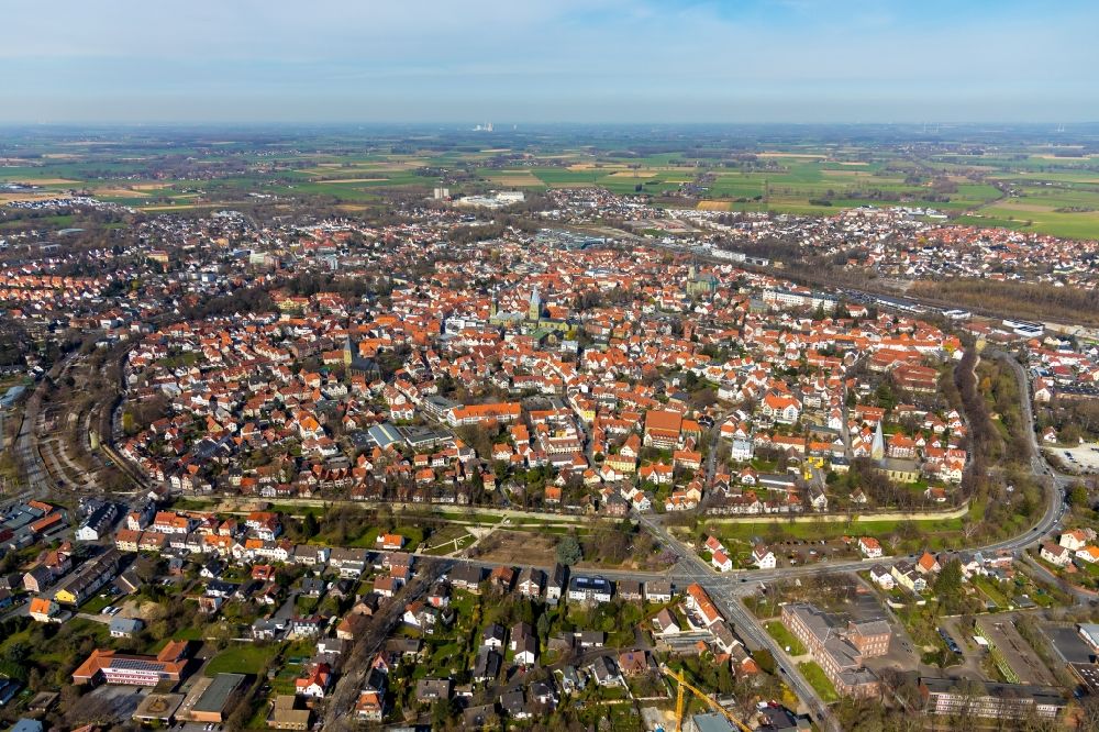 Luftaufnahme Soest - Stadtansicht vom Innenstadtbereich in Soest im Bundesland Nordrhein-Westfalen, Deutschland