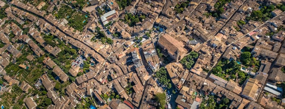 Luftbild Soller - Stadtansicht vom Innenstadtbereich in Soller auf der balearischen Mittelmeerinsel Mallorca, Spanien