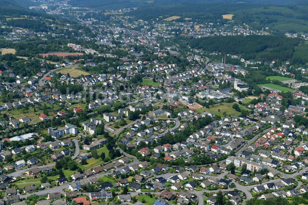 Sundern (Sauerland) von oben - Stadtansicht vom Innenstadtbereich in Sundern (Sauerland) im Bundesland Nordrhein-Westfalen, Deutschland