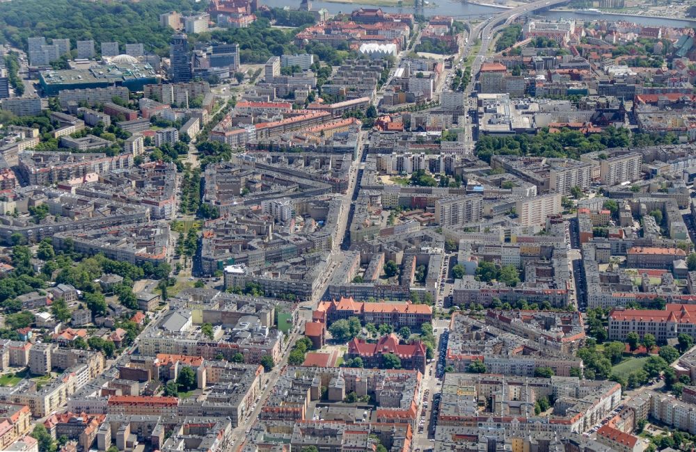 Luftaufnahme Szczecin - Stadtansicht vom Innenstadtbereich in Szczecin (Stettin) in Westpommern, Polen
