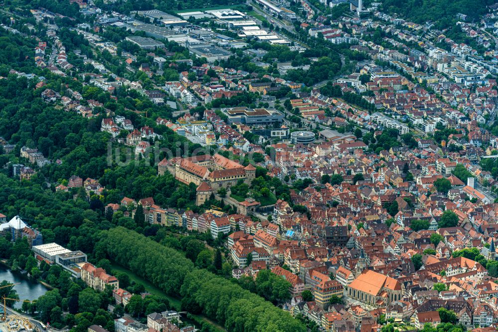 Tübingen aus der Vogelperspektive: Stadtansicht vom Innenstadtbereich in Tübingen im Bundesland Baden-Württemberg, Deutschland