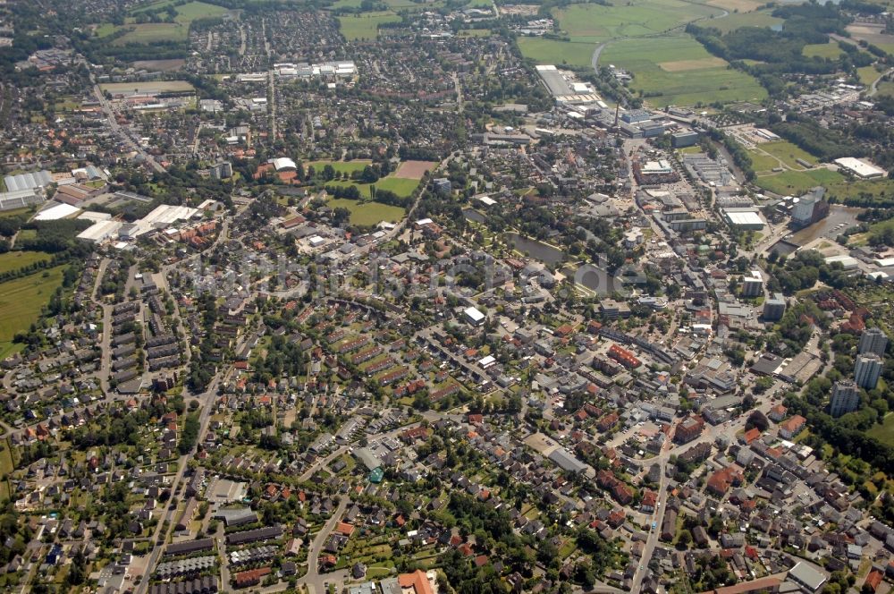 Luftaufnahme Uetersen - Stadtansicht vom Innenstadtbereich in Uetersen im Bundesland Schleswig-Holstein, Deutschland