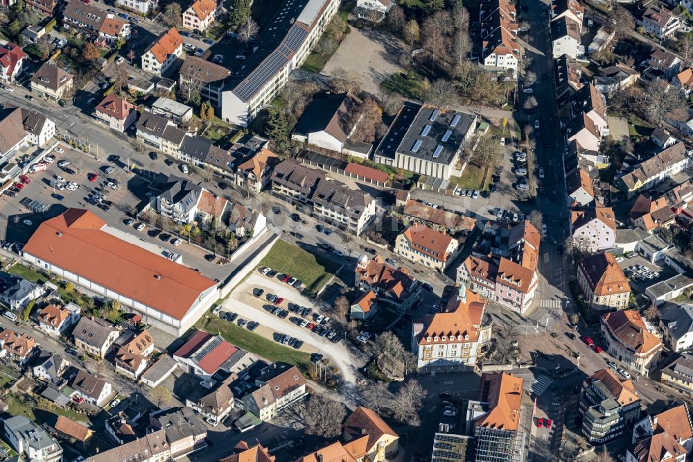 Luftaufnahme Donaueschingen - Stadtansicht vom Innenstadtbereich Villinger Straße in Donaueschingen im Bundesland Baden-Württemberg, Deutschland