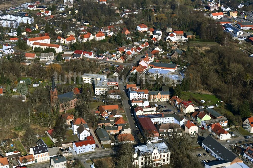 Werneuchen von oben - Stadtansicht vom Innenstadtbereich in Werneuchen im Bundesland Brandenburg, Deutschland