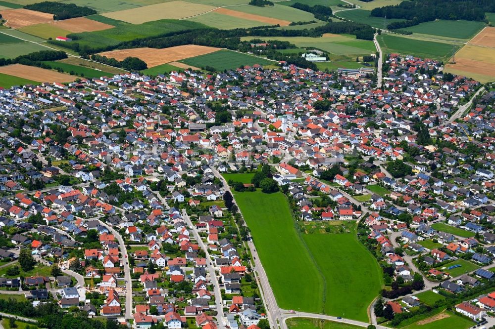 Luftbild Wettstetten - Stadtansicht vom Innenstadtbereich in Wettstetten im Bundesland Bayern, Deutschland