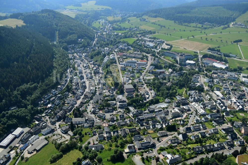 Luftaufnahme Willingen (Upland) - Stadtansicht vom Innenstadtbereich in Willingen (Upland) im Bundesland Hessen, Deutschland