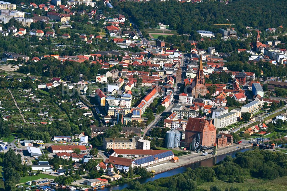 Luftbild Demmin - Stadtansicht des Innenstadtbereiches von Demmin im Bundesland Mecklenburg-Vorpommern, Deutschland