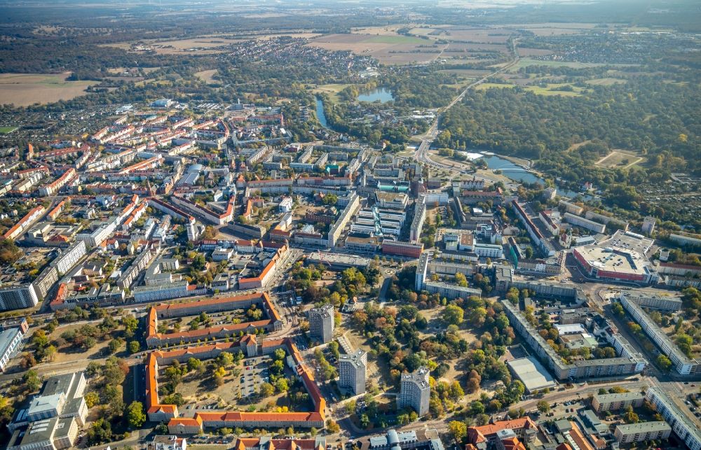 Dessau von oben - Stadtansicht des Innenstadtbereiches in Dessau im Bundesland Sachsen-Anhalt, Deutschland