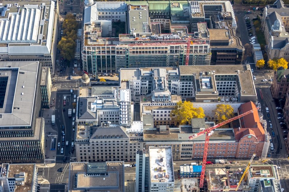 Luftbild Düsseldorf - Stadtansicht des Innenstadtbereiches entlang der Benrather Straße in Düsseldorf im Bundesland Nordrhein-Westfalen, Deutschland