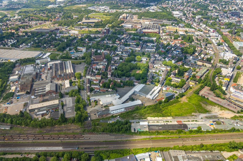 Bochum aus der Vogelperspektive: Stadtansicht des Innenstadtbereiches entlang der Bessemerstraße in Bochum im Bundesland Nordrhein-Westfalen, Deutschland