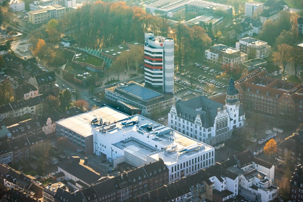 Luftaufnahme Gladbeck - Stadtansicht des Innenstadtbereiches entlang der Friedrich-Ebert-Straße in Gladbeck im Bundesland Nordrhein-Westfalen, Deutschland