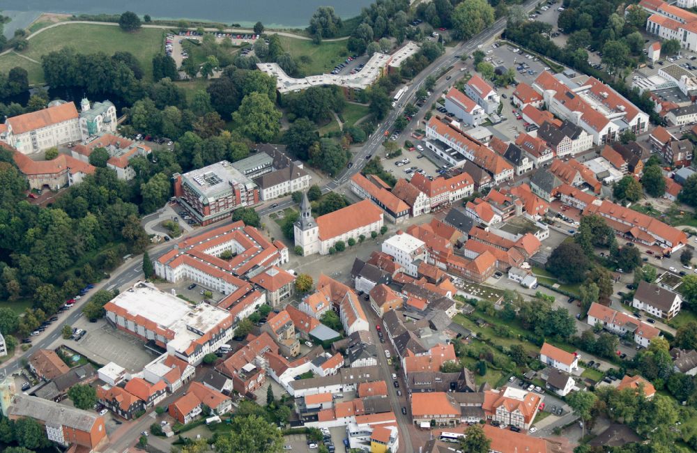 Gifhorn aus der Vogelperspektive: Stadtansicht des Innenstadtbereiches in Gifhorn im Bundesland Niedersachsen, Deutschland