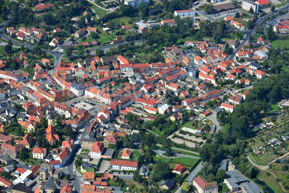 Radeburg aus der Vogelperspektive: Stadtansicht des Innenstadtbereiches von Radeburg im Bundesland Sachsen in Deutschland
