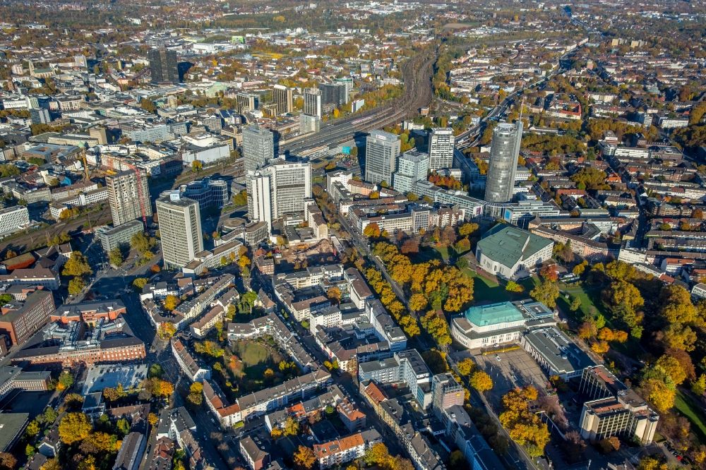 Luftbild Essen - Stadtansicht des Innenstadtbereiches rund um die Huyssenallee in Essen im Bundesland Nordrhein-Westfalen