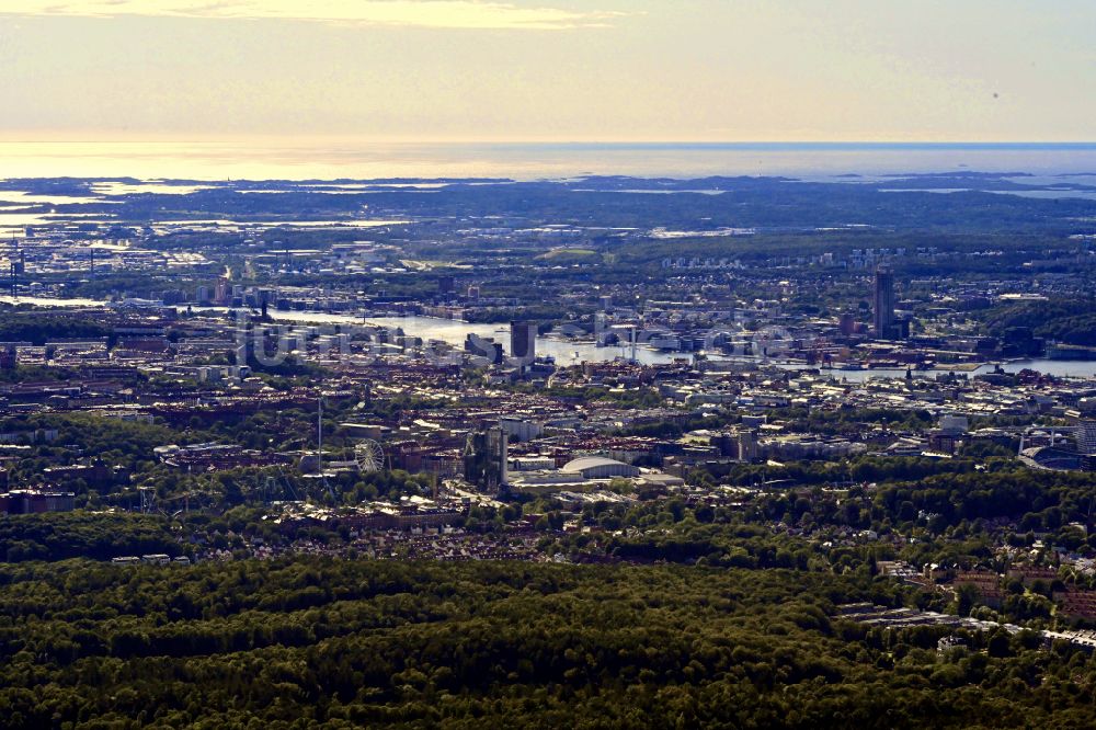 Göteborg von oben - Stadtansicht am Küstenbereich in Göteborg in Västra Götalands län, Schweden