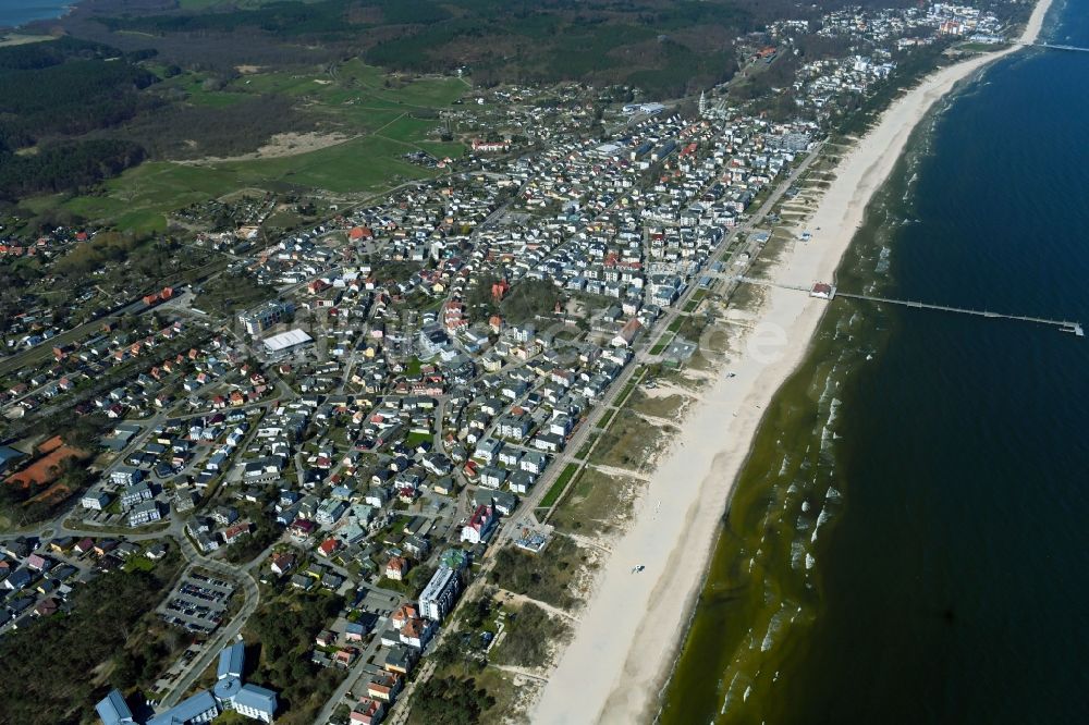 Luftaufnahme Seebad Ahlbeck - Stadtansicht am Küstenbereich der Ostsee in Seebad Ahlbeck im Bundesland Mecklenburg-Vorpommern, Deutschland