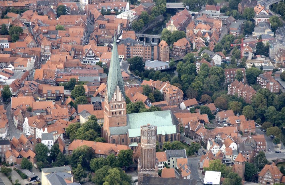 Lüneburg von oben - Stadtansicht Lüneburg im Bundesland Niedersachsen