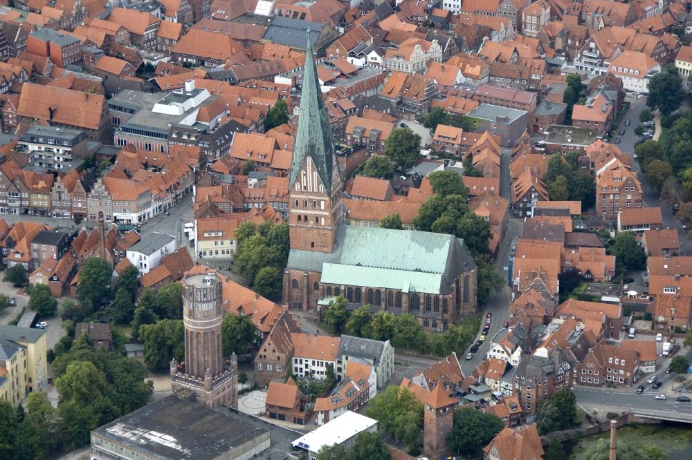 Luftaufnahme Lüneburg - Stadtansicht Lüneburg im Bundesland Niedersachsen