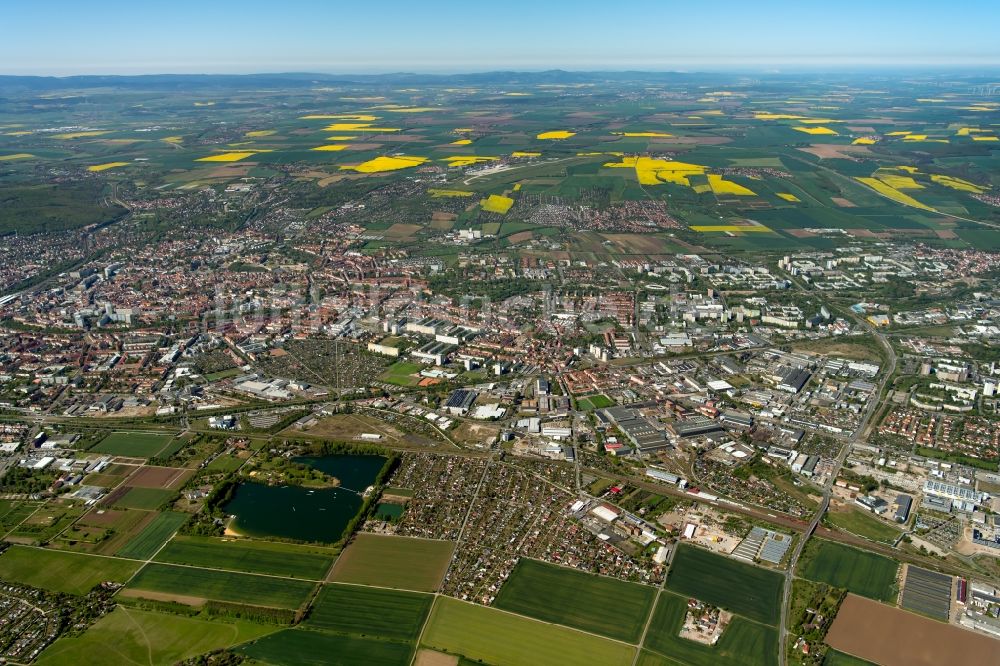 Luftbild Erfurt - Stadtansicht der nördlichen Stadtteile in Erfurt im Bundesland Thüringen, Deutschland