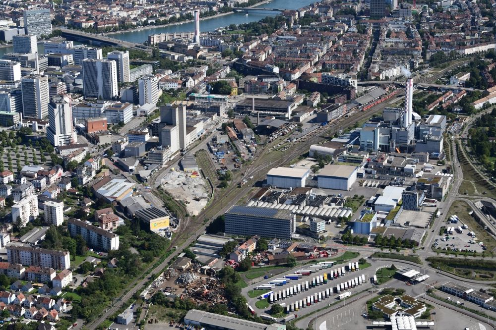 Luftbild Basel - Stadtansicht im Quartier St. Johann mit dem Lysbüchelareal im Stadtgebiet in Basel, Schweiz