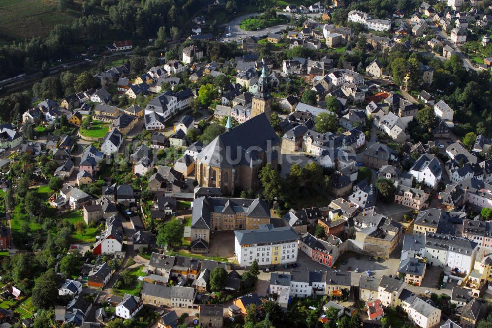 Luftbild Schneeberg - Stadtansicht Schneeberg mit Blick auf die St. Wolfgangskirche