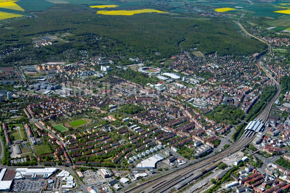 Erfurt aus der Vogelperspektive: Stadtansicht der südlichen Stadtbereiche in Erfurt im Bundesland Thüringen, Deutschland