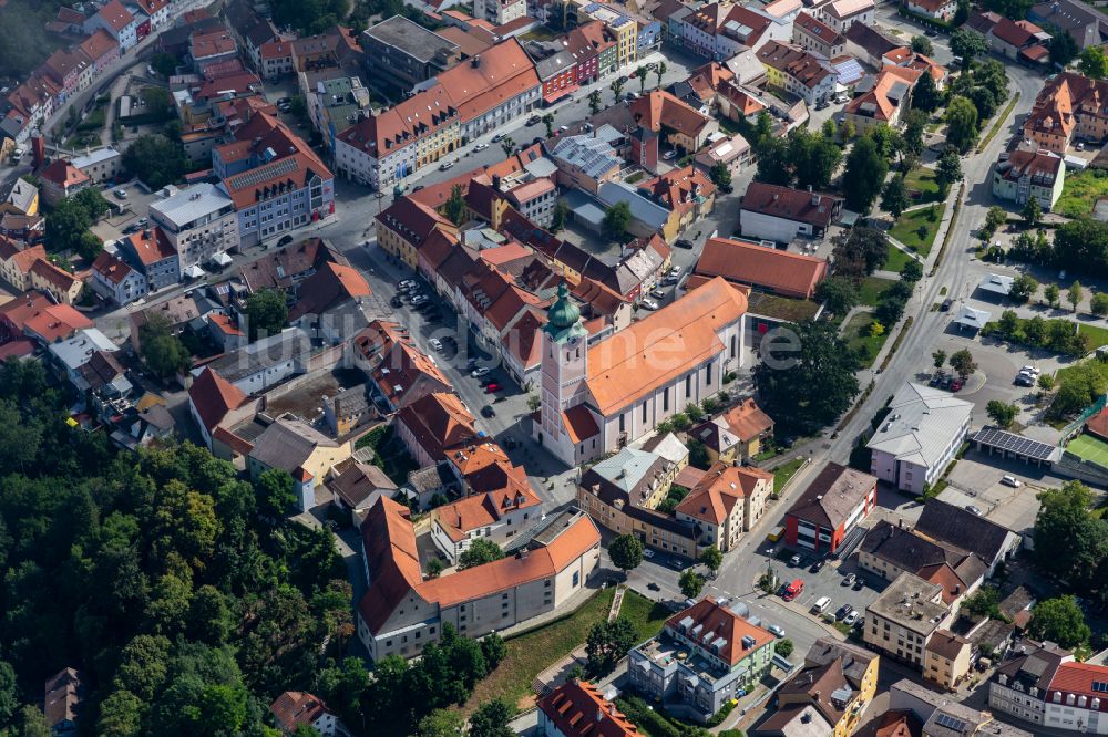 Luftaufnahme Landau an der Isar - Stadtansicht im Stadtgebiet in Landau an der Isar im Bundesland Bayern, Deutschland