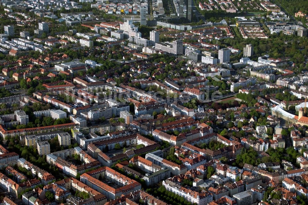 Luftbild München - Stadtansicht im Stadtgebiet im Stadtteil Schwabing-West in München im Bundesland Bayern, Deutschland
