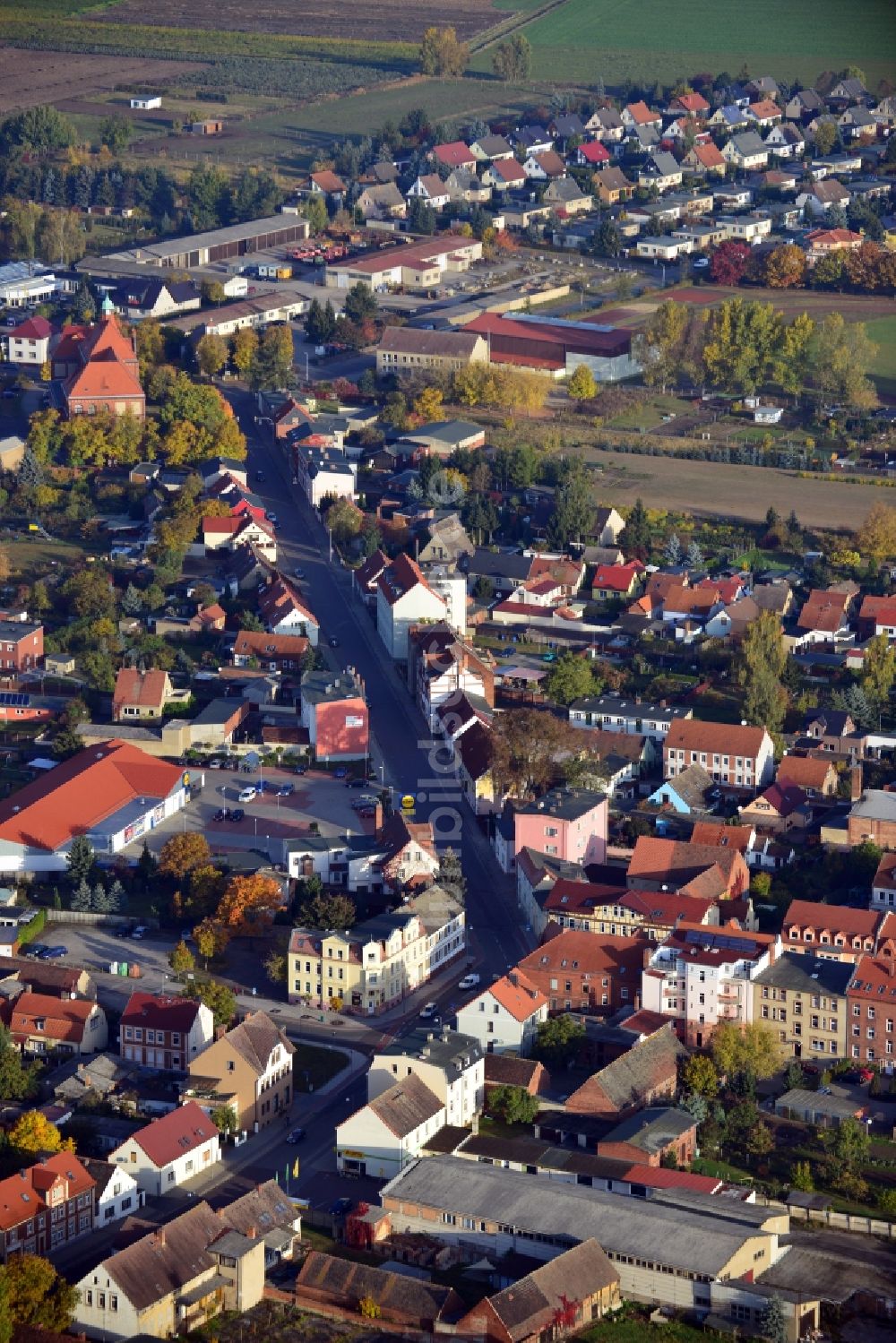 Luftaufnahme Tangerhütte - Stadtansicht von Tangerhütte im Bundesland Sachsen-Anhalt