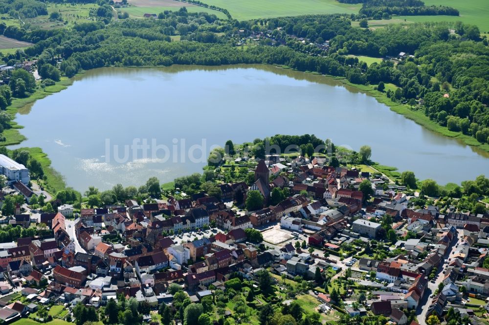 Luftbild Crivitz - Stadtansicht am Ufer des Crivitzer See in Crivitz im Bundesland Mecklenburg-Vorpommern, Deutschland