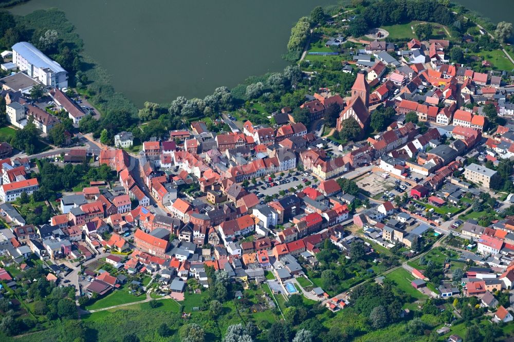 Crivitz aus der Vogelperspektive: Stadtansicht am Ufer des Crivitzer See in Crivitz im Bundesland Mecklenburg-Vorpommern, Deutschland