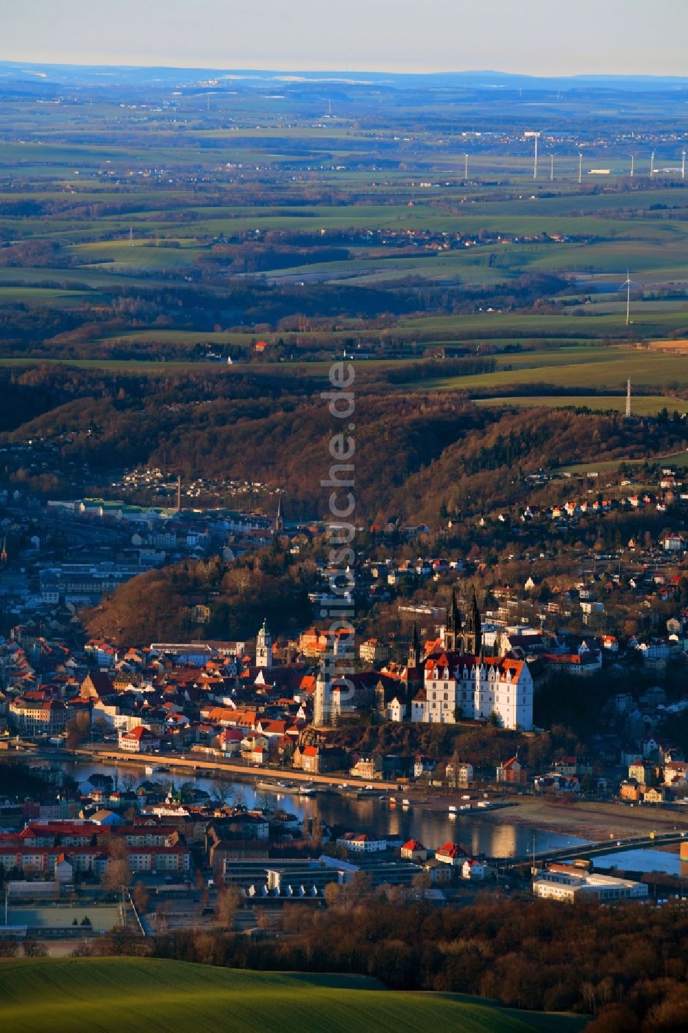 Luftbild Meißen - Stadtansicht am Ufer des Flußverlaufes der Elbe in Meißen im Bundesland Sachsen, Deutschland