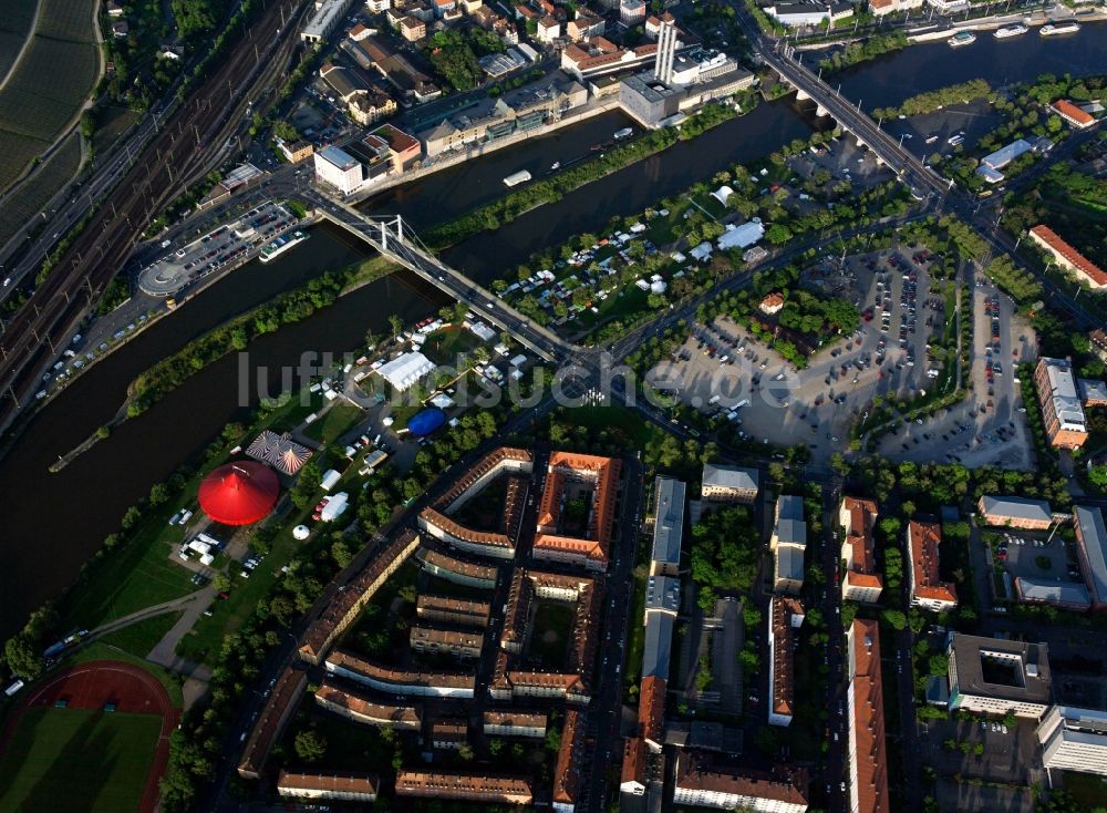 Luftbild Würzburg - Stadtansicht am Ufer des Flussverlaufes des Main entlang der Mainaustraße in Würzburg im Bundesland Bayern, Deutschland