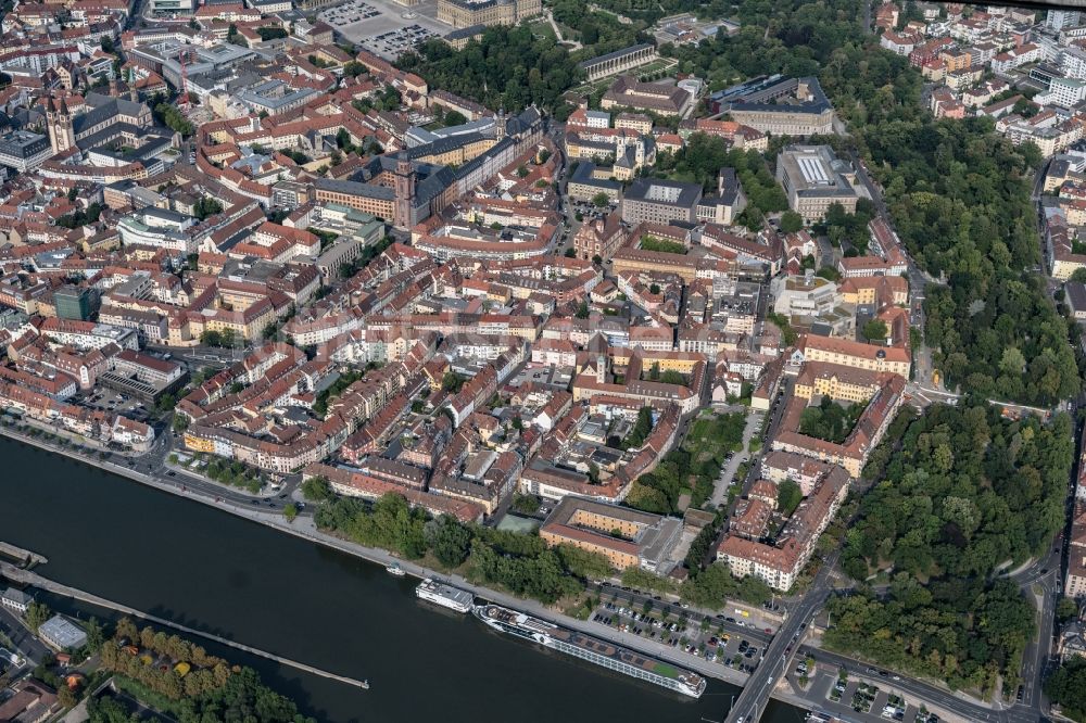 Luftbild Würzburg - Stadtansicht am Ufer des Flußverlaufes Main in Würzburg im Bundesland Bayern, Deutschland