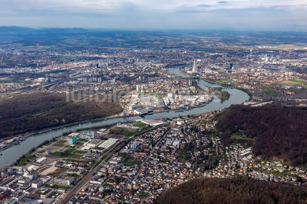 Birsfelden aus der Vogelperspektive: Stadtansicht am Ufer des Flußverlaufes des Rhein in Birsfelden und Basel im Kanton Basel-Landschaft, Schweiz