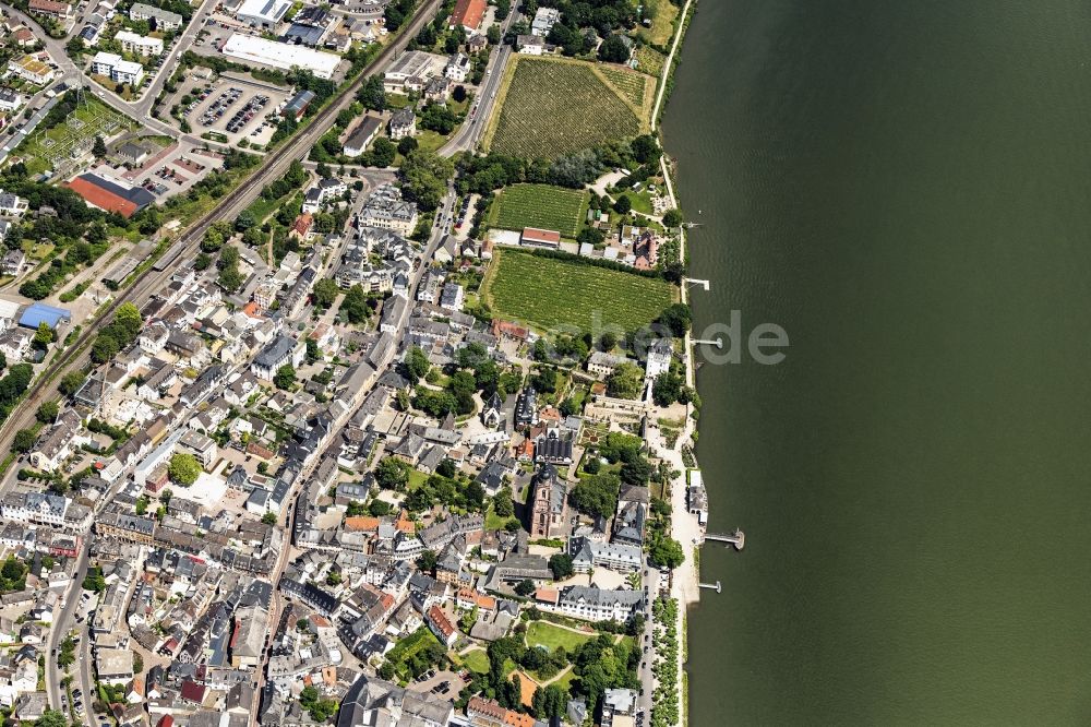 Luftbild Eltville am Rhein - Stadtansicht am Ufer des Flußverlaufes des Rhein in Eltville am Rhein im Bundesland Hessen, Deutschland