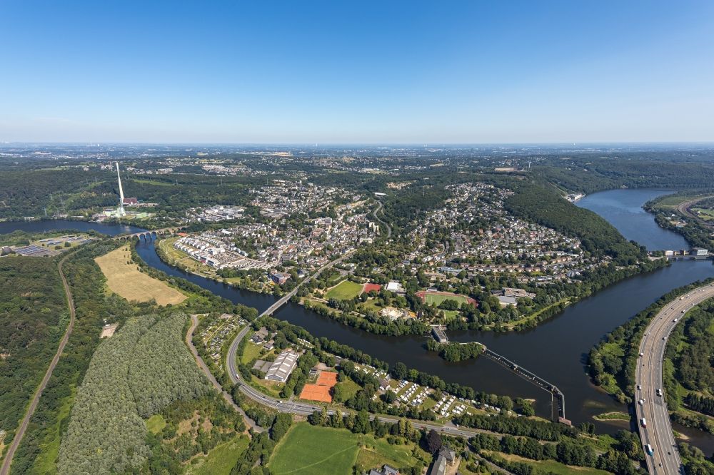 Herdecke von oben - Stadtansicht am Ufer des Flußverlaufes der Ruhr in Herdecke im Bundesland Nordrhein-Westfalen, Deutschland
