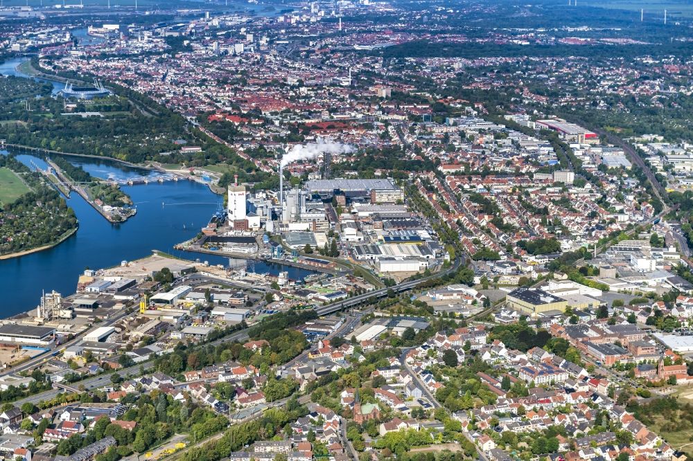 Luftaufnahme Bremen - Stadtansicht am Ufer des Flußverlaufes der Weser in Bremen, Deutschland